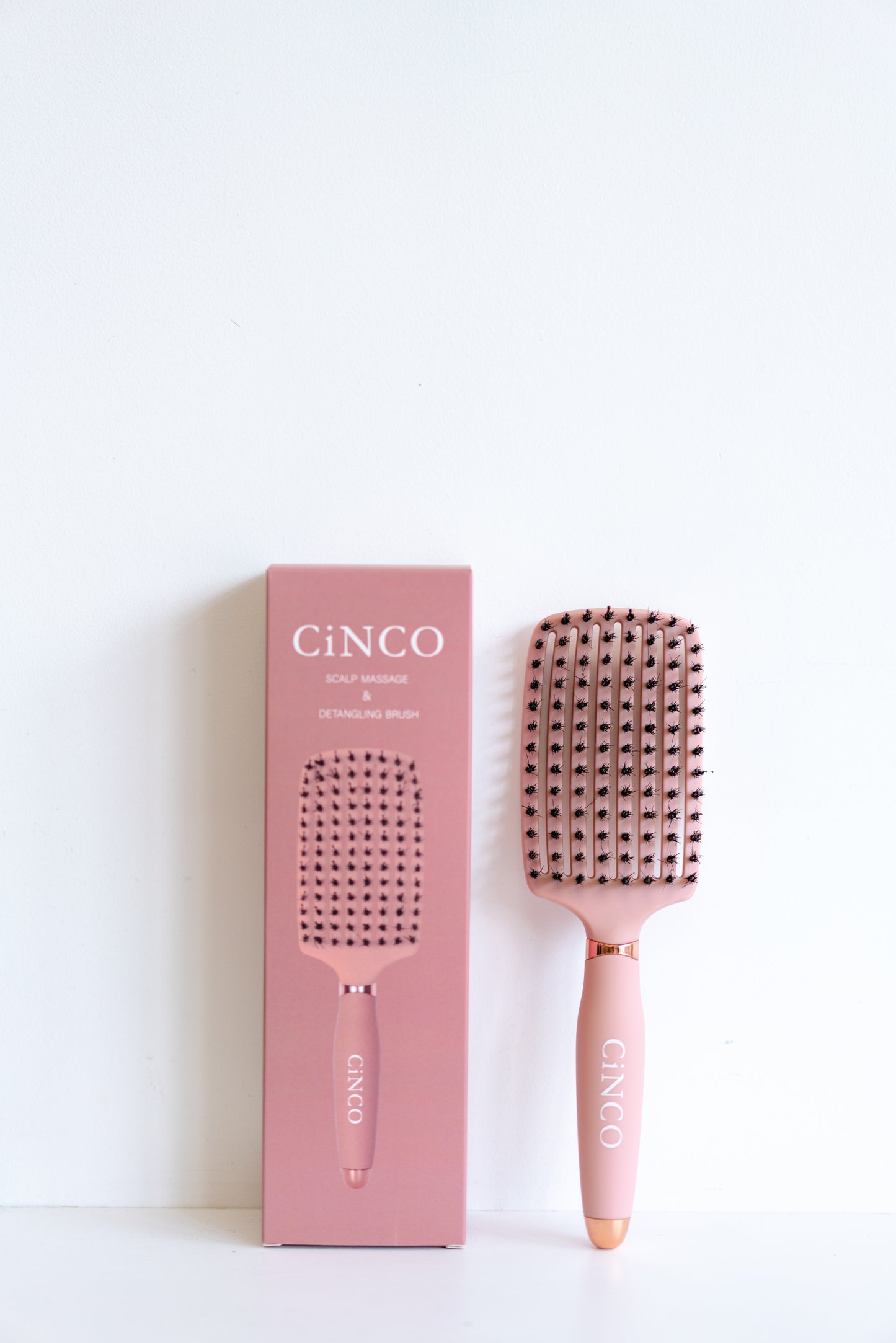 CiNCO Scalp Massage & Detangling Brush